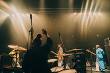 「MONO NO AWARE TOUR 2021」東京・TSUTAYA O-EAST公演の様子。（撮影：マスダレンゾ）