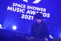 DJ 松永（Creepy Nuts）