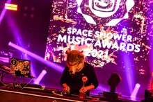 DJ Santa Monica（DJ / MAN WITH A MISSION）