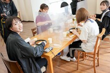 「WACK合同オーディション2021」2日目の昼食の様子。