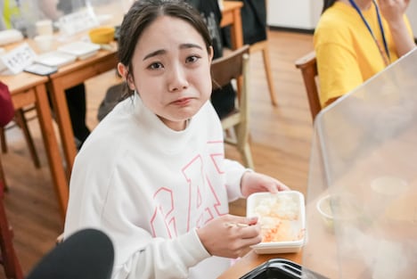 デスソース入りごはんの辛さに耐える愛。