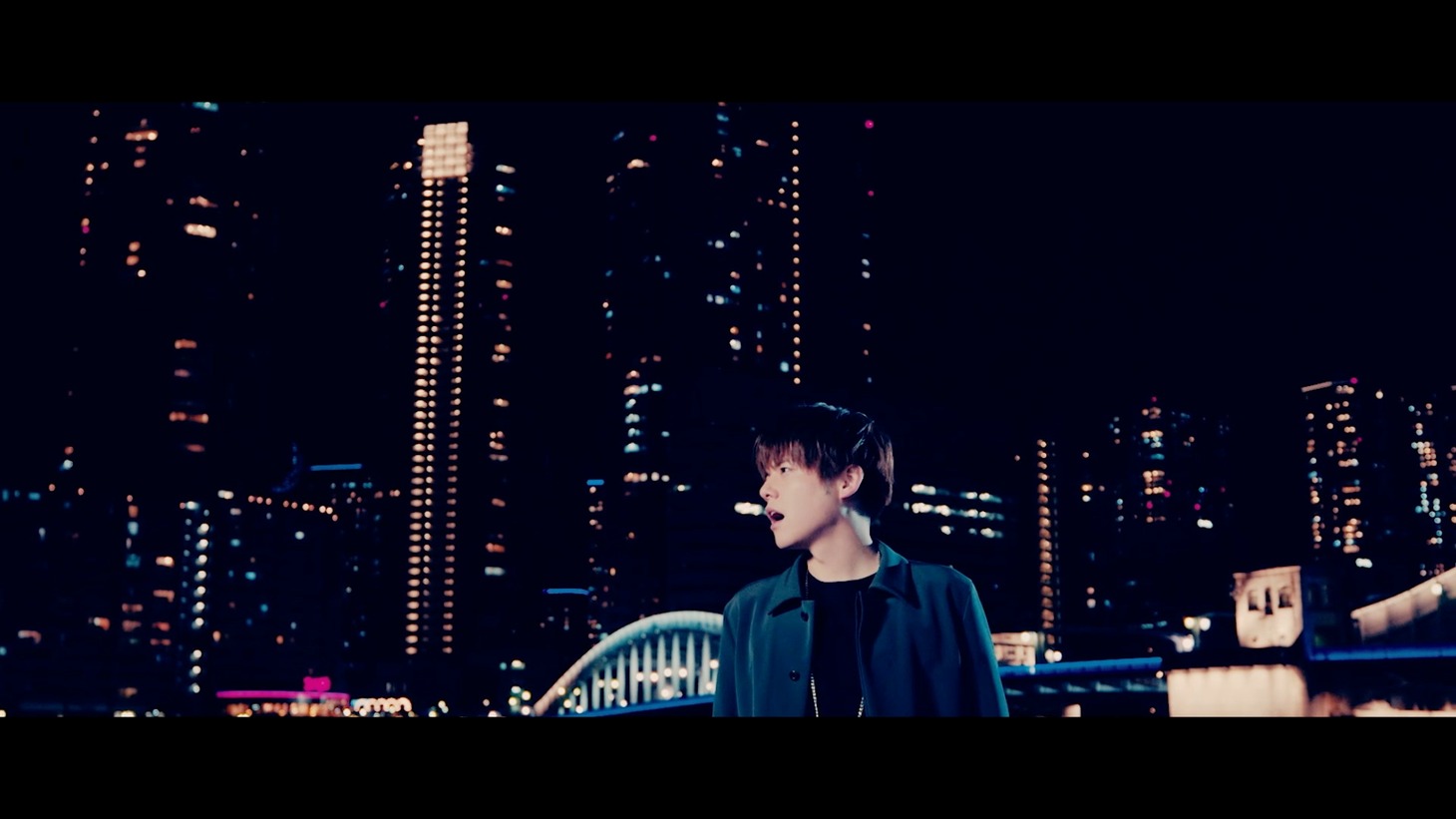 内田雄馬「Comin' Back」ミュージックビデオのワンシーン。