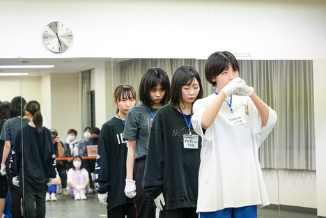 チャントモンキーチーム「現状間違いなくGO TO THE BEDS」披露の様子。