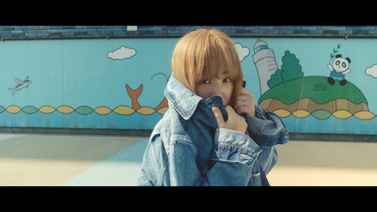 Yuki 無人の遊園地を楽しむ Baby It S You Mv公開 動画あり 音楽ナタリー
