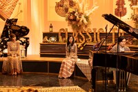 左から鈴木愛理、milet、清塚信也。（写真提供：NHK）