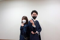 漫才コンビを結成したWACKスタッフの堂前氏、平山氏。