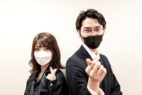 「WACK合同オーディション2021」コント審査に参加するWACKスタッフの堂前氏、平山氏。