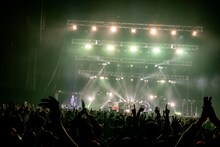 「UNISON SQUARE GARDEN TOUR 2021 "Normal" 」ファイナル公演の様子。（Photo by Viola Kam［V'z Twinkle］）
