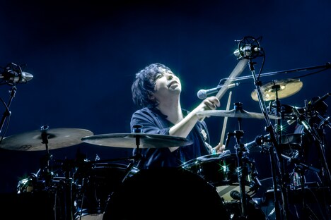 鈴木貴雄（Dr）（Photo by Viola Kam［V'z Twinkle］）