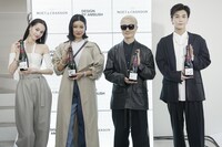 左から水原希子、YOON、VERBAL、岩田剛典。