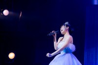 ソロ曲「My love song」を歌う舞花。