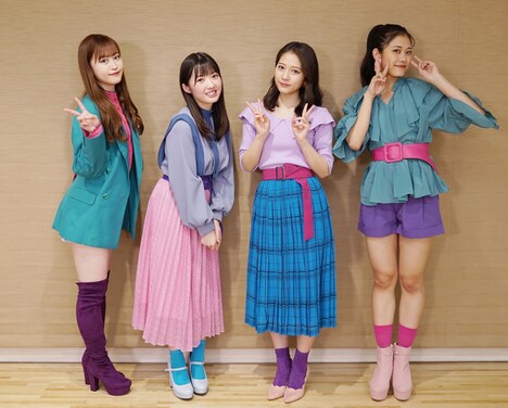 左から新沼希空、山岸理子、谷本安美、岸本ゆめの。
