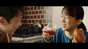 「アサヒ ビアリー」CM「ビアリーうまさ」編より。