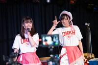 アップアップガールズ（2）の新倉愛海と鍛治島彩。