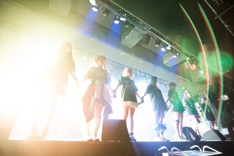 ぜんぶ君のせいだ。「re:voke tour for 47」最終公演の様子。