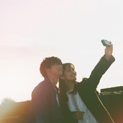 足立佳奈＆wacci「キミとなら」配信ジャケット