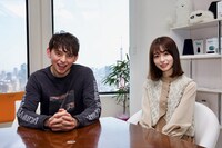 左からハリー杉山、長濱ねる。