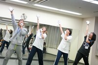 コユキデーモン、もしもしチャン、テラシマユウカ、コーラ。