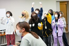 「WACK合同オーディション2021」6日目の卓球大会の様子。