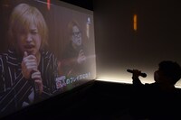 「みるハコ」で中継された「ヒトカラフェス with 鬼龍院翔（ゴールデンボンバー）」の様子。