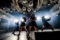 LEIWANの3rdワンマンライブの様子。（撮影：ポテヤマムラ）