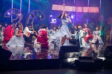 青春高校3年C組「青春高校卒業ライブ～最後に最高の自分でお別れを～」の様子。