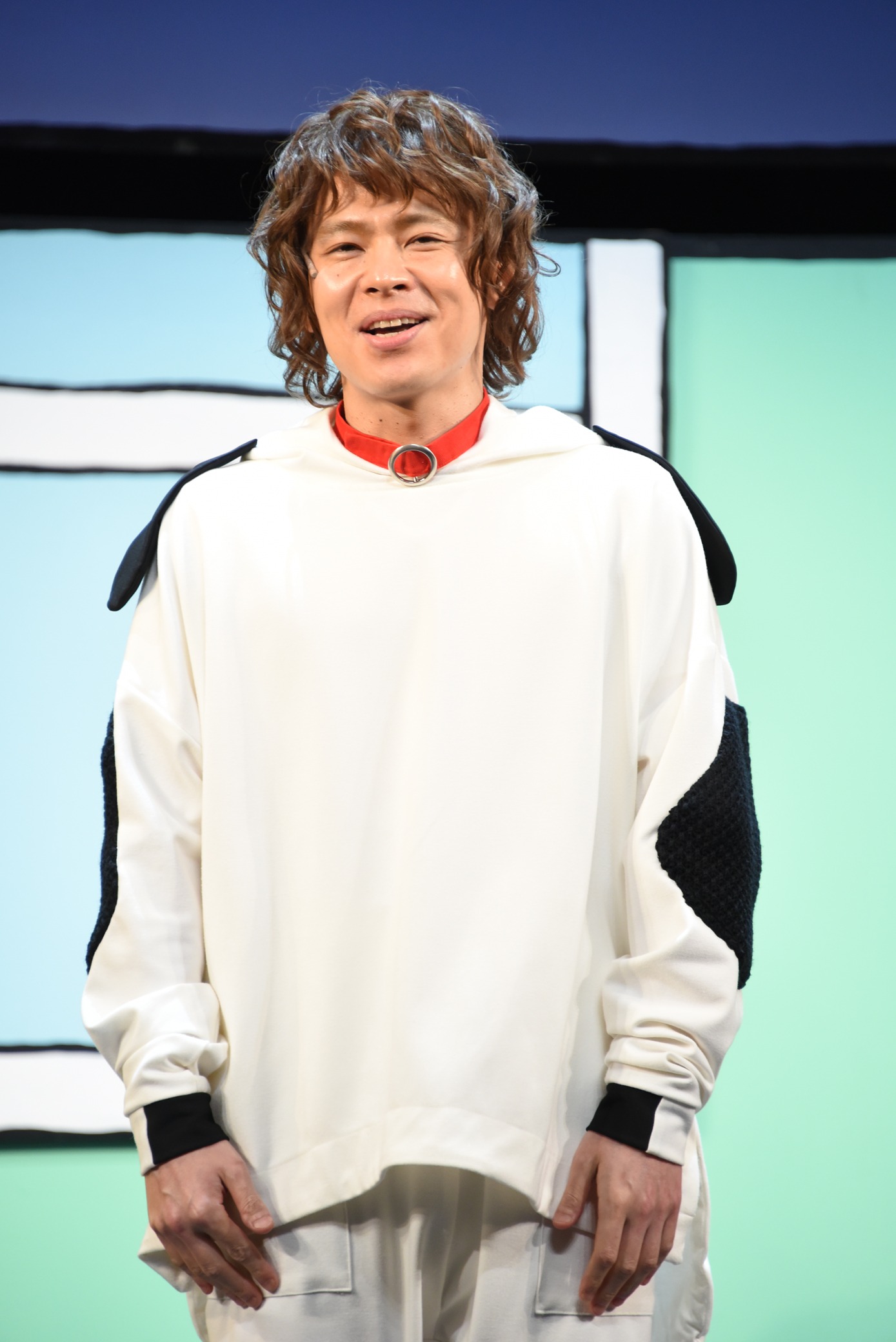 中川晃教