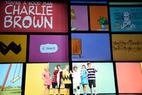 「きみはいい人、チャーリー・ブラウン」会見の様子。