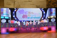 「バーチャルすとぷり6人勢揃い先行お披露目発表会」の様子。