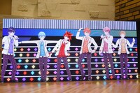「バーチャルすとぷり6人勢揃い先行お披露目発表会」の様子。
