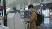 JAL×コカ・コーラ2021「新たな旅立ち」編のワンシーン。