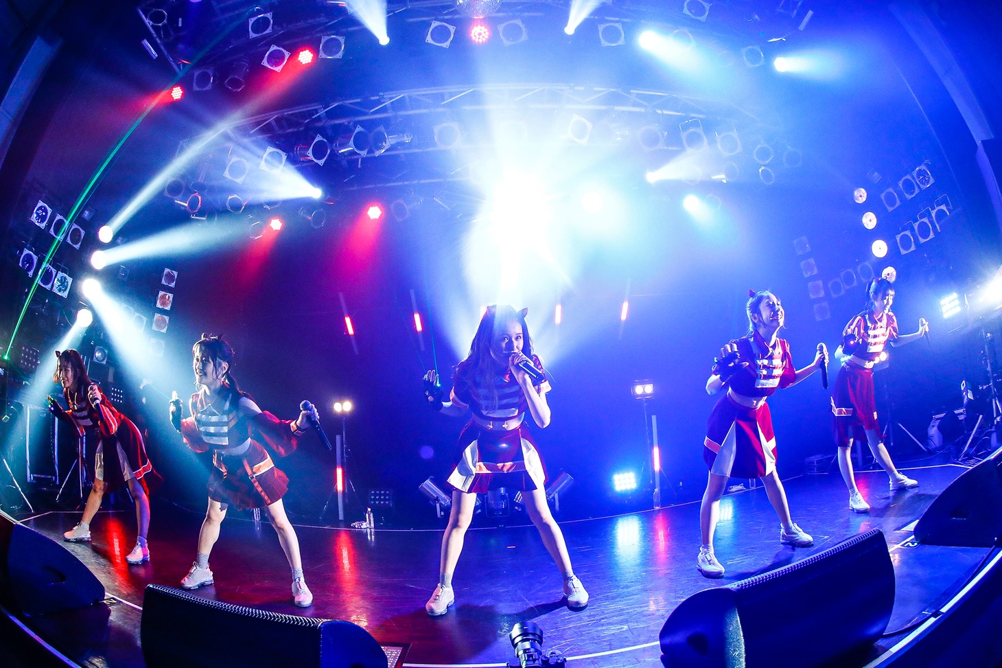 「Devil ANTHEM. SPRING TOUR 2021 Our Time Is Coming」初日公演の様子。（写真提供：エイジアプロモーション）