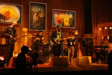 Kroi「『STRUCTURE DECK』release tour "DUEL"」追加公演の様子。（Photo by Momo Angela）