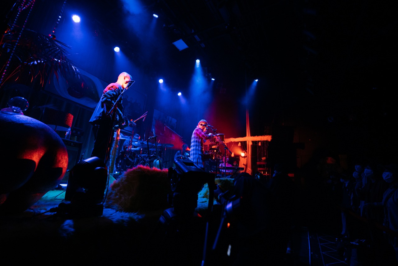 Kroi「『STRUCTURE DECK』release tour "DUEL"」追加公演の様子。（Photo by Momo Angela）