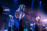 内田怜央（Vo）（Photo by Momo Angela）