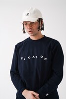 NEMESの新作を着用するZEN-LA-ROCK