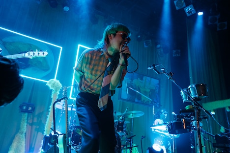 内田怜央（Vo）（Photo by Momo Angela）