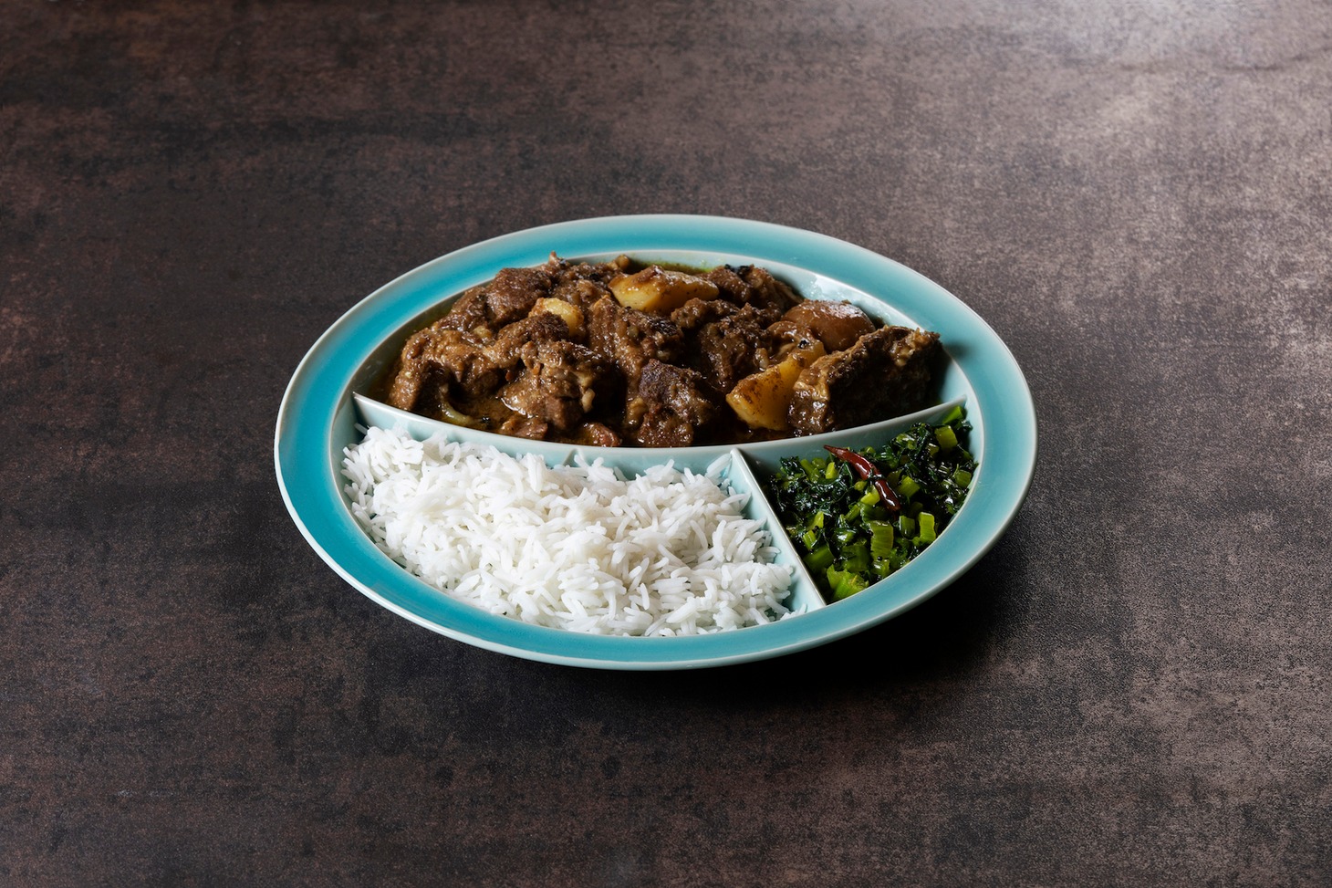 U-zhaan監修「仕切りが取れるカレー皿」