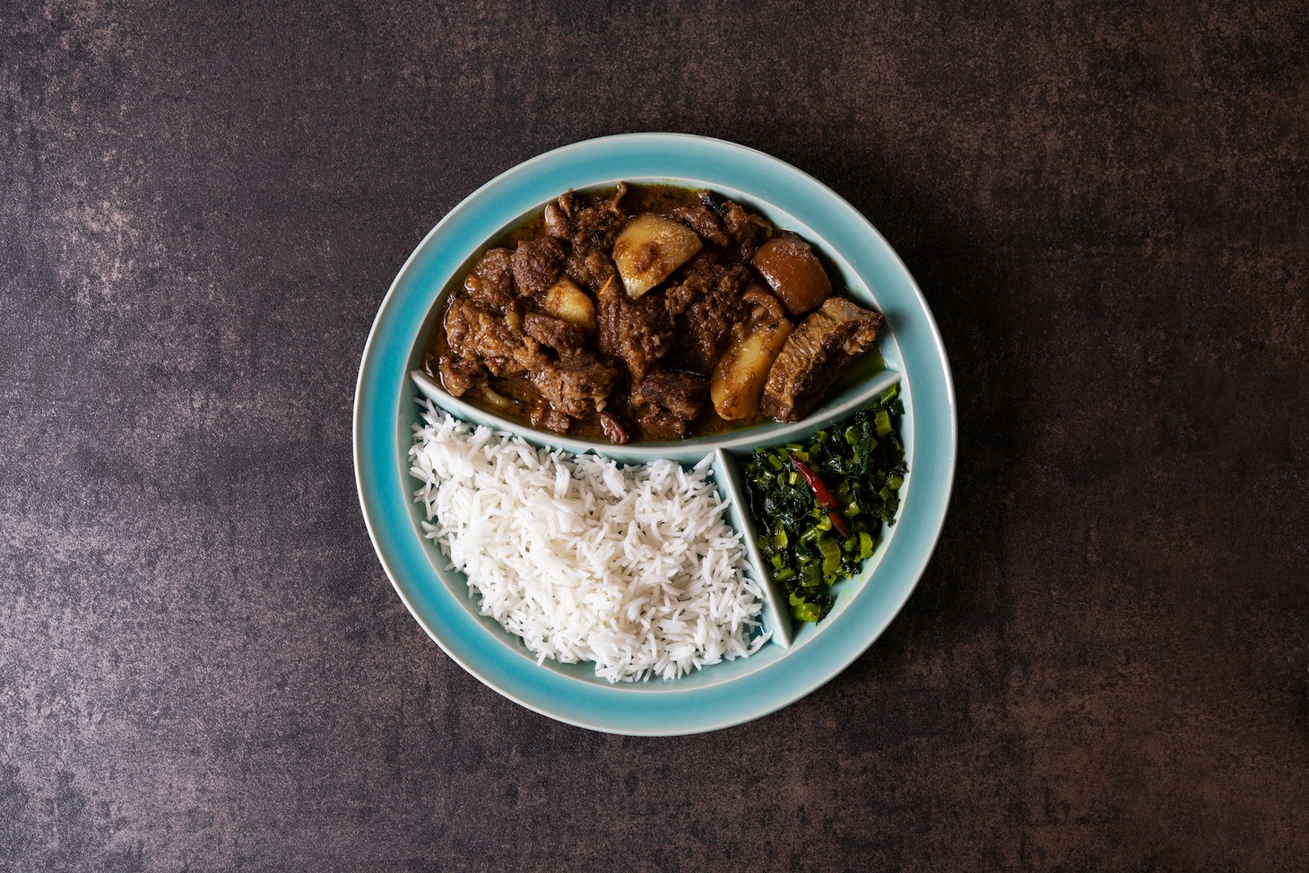 U-zhaan監修「仕切りが取れるカレー皿」