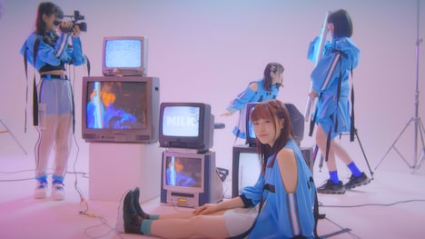 NELN「dawn」ミュージックビデオより。