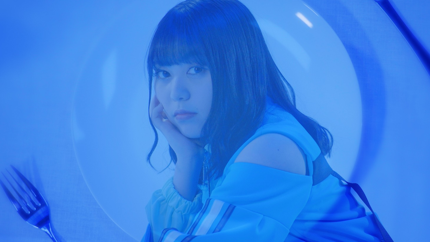 NELN「dawn」ミュージックビデオより。