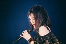 道重さゆみ（撮影：二宮ユーキ）