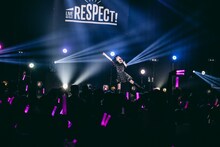 道重さゆみのライブ中の様子。（撮影：二宮ユーキ）