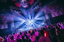 道重さゆみのライブ中の様子。（撮影：二宮ユーキ）