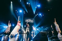 道重さゆみとZOCのコラボパフォーマンスの様子。（撮影：二宮ユーキ）