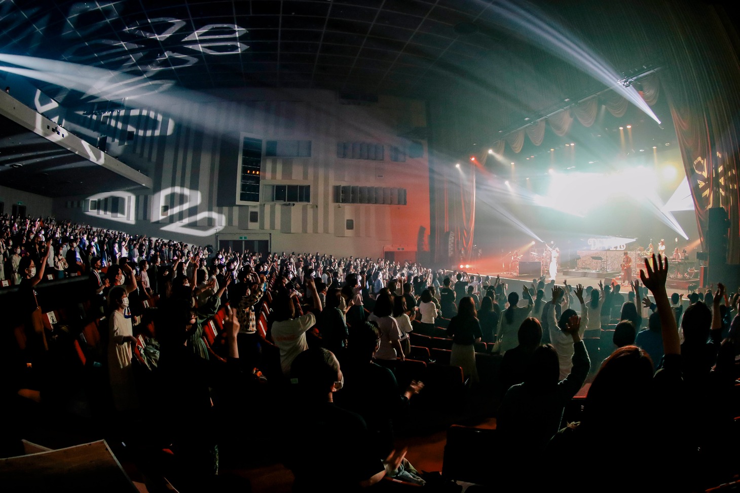「Devil Tour "Promised"」東京公演の様子。（Photo by Taku Fujii）