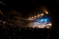 「Devil Tour "Promised"」東京公演の様子。（Photo by Taku Fujii）