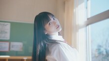 上坂すみれ「EASY LOVE」ミュージックビデオより。