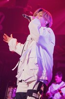 KARASU（撮影：久保永隆二）