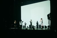 Maison book girl「Solitude HOTEL 9F」の様子。（撮影：稲垣謙一）